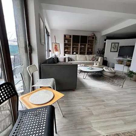 Large Near Center With Full Kitchen & Dining Room, King Beds, Garden Patio, Free Parking & Self Check-in Value! Apartament *